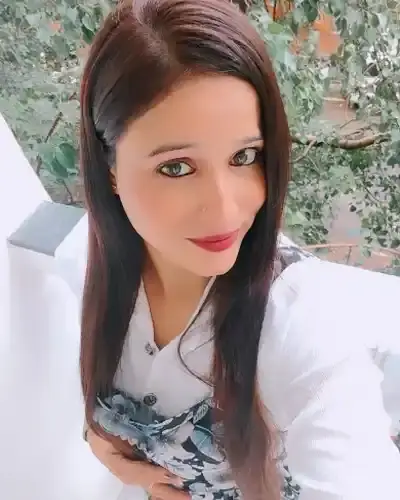 Call Girls in Shivaji Nagar